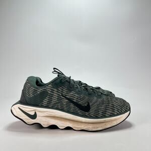 Nike Motiva Vintage Green Light Army Black Walking Shoes DV1238-301 Women's Sz 8